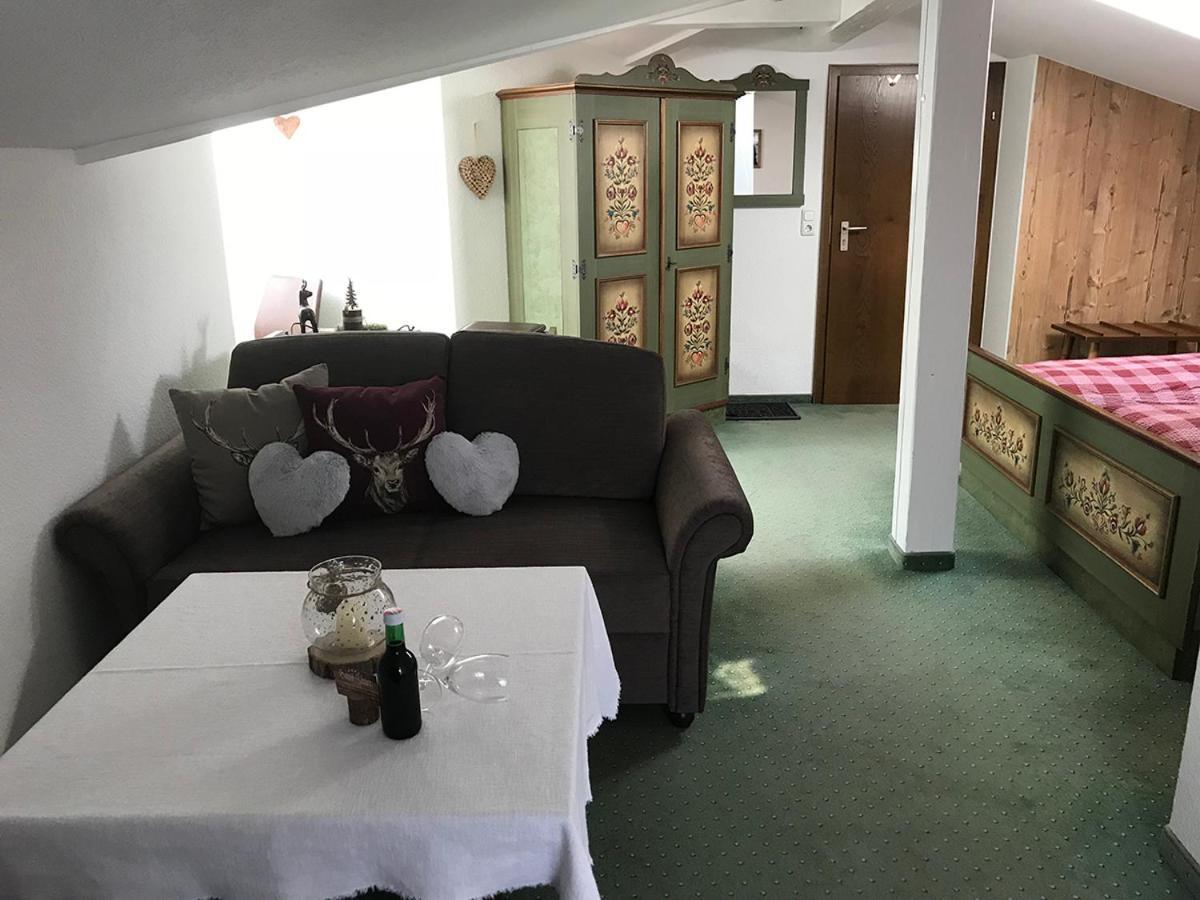 Haus Jaeger Ferienwohnungen Mit Indoor-Pool Inkl. Chiemgaukarte Ruhpolding Eksteriør billede